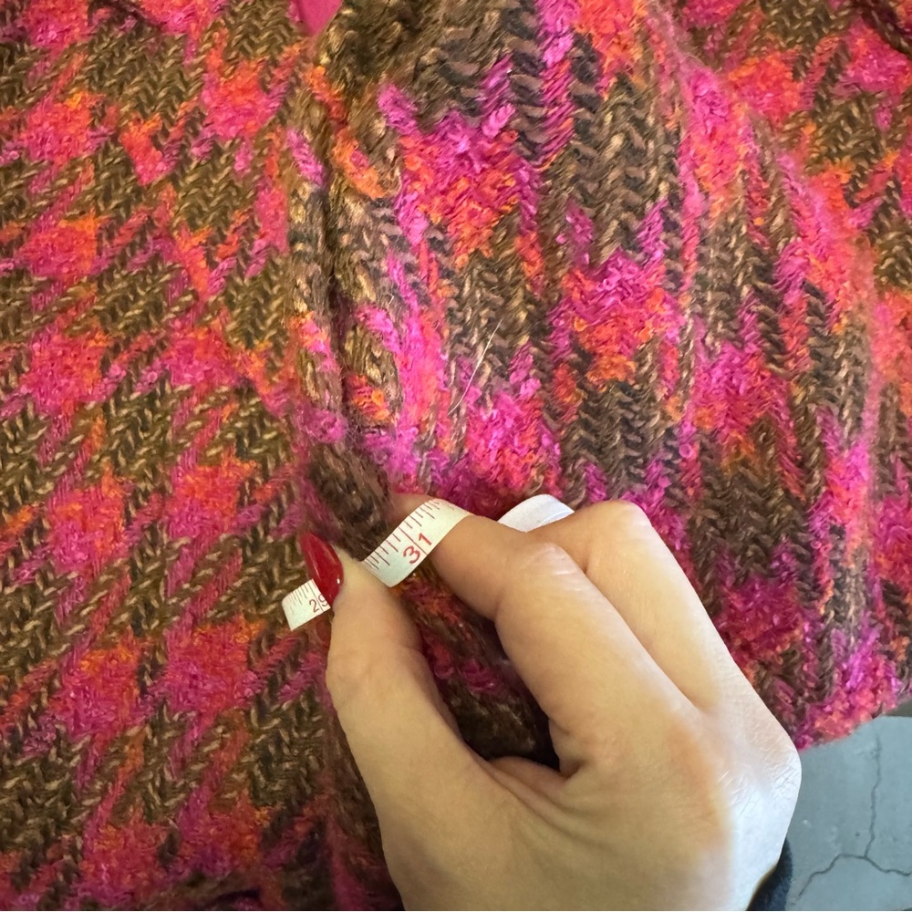 Vintage Rodier houndstooth tweed blazer with gold hardware - Picture 8 of 8